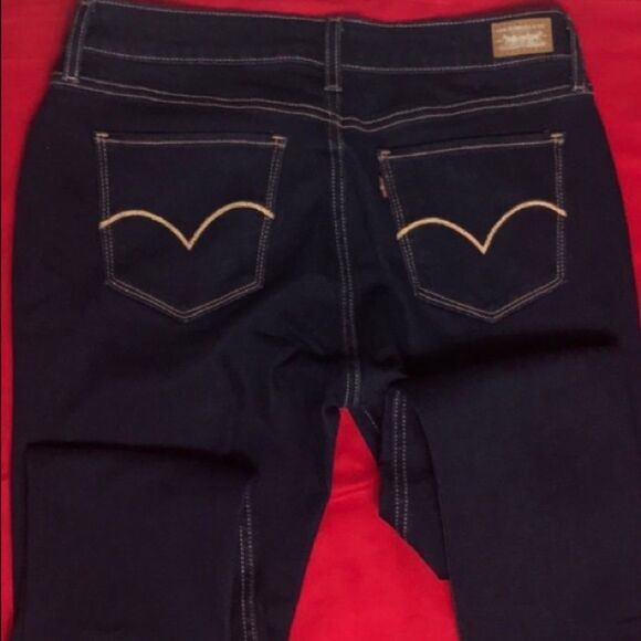 Levi’s Jeans “Legging” NWT Woman Jeans Size W31X30 - Picture 2 of 8